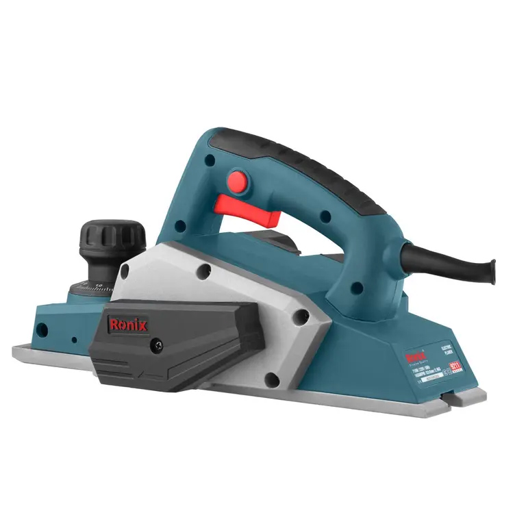 RABOT ELECTRIQU E 710W 9211